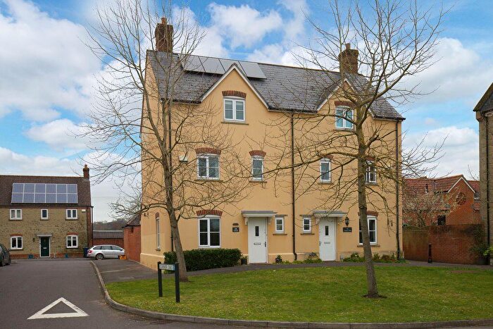 4 Bedroom Semi-Detached House For Sale In Summer Oaks, Shaftesbury, SP7