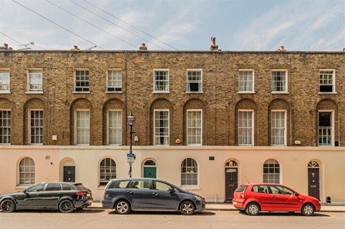 3 Bedroom Terraced House For Sale In Arbour Square, Stepney Green, E1