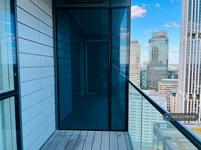 1 Bedroom Flat To Rent In Maine Tower, London, E14