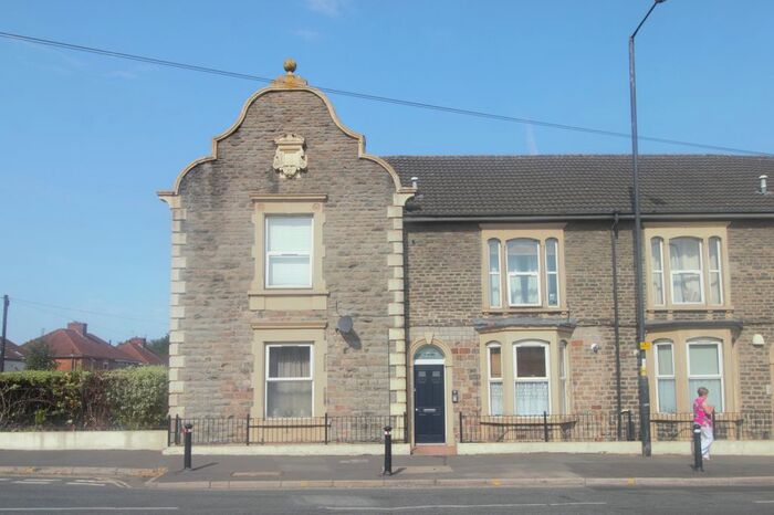 1 Bedroom Flat To Rent In Tanners Court, Soundwell Road, Kingswood, BS15