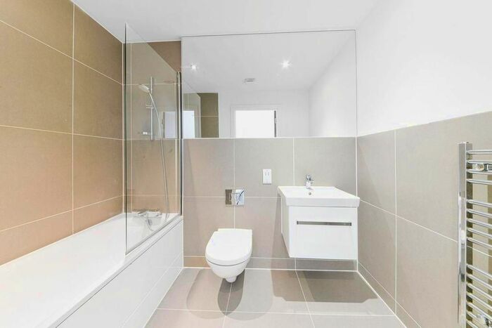 1 Bedroom Flat To Rent In Wellesley Road, Sutton, SM2