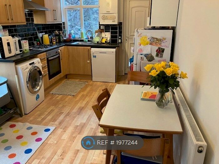 1 Bedroom Flat To Rent In Stafford Road, London, E7