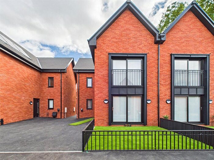 4 Bedroom Semi Detached House For Sale In Belper Terrace, Levenshulme, Manchester, M19