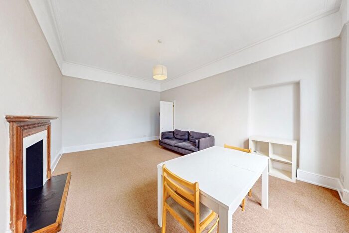 4 Bedroom Town House To Rent In Geary Road, London, NW10