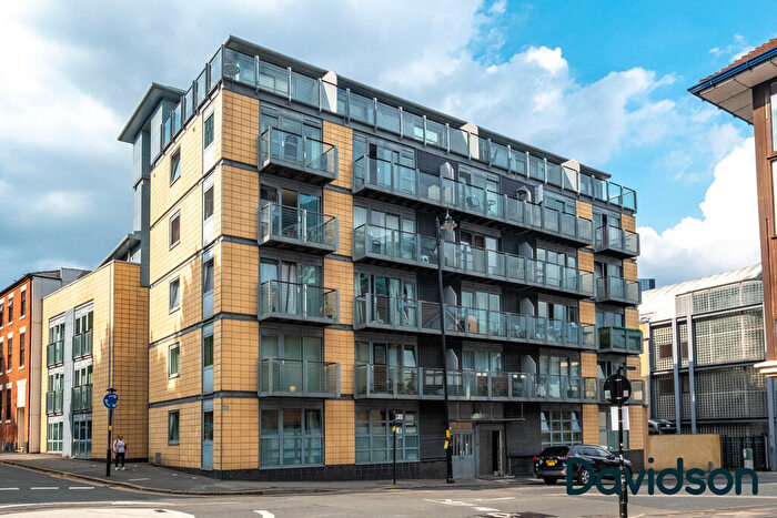 1 Bedroom Apartment For Sale In Churchgate Plaza, Holliday Street, Birmingham, B1
