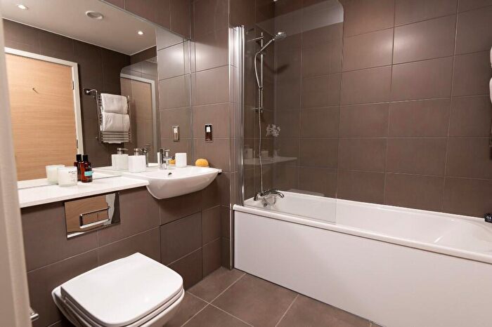 2 Bedroom Apartment To Rent In Ellesmere Street, Manchester, Greater Manchester, M15