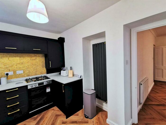 2 Bedroom Flat To Rent In Charter House Camden Crescent, Dover, CT16
