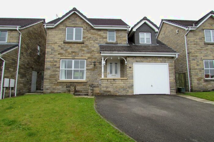 4 Bedroom Detached House To Rent In Homestead Way, Chapel-En-Le-Frith, High Peak, SK23