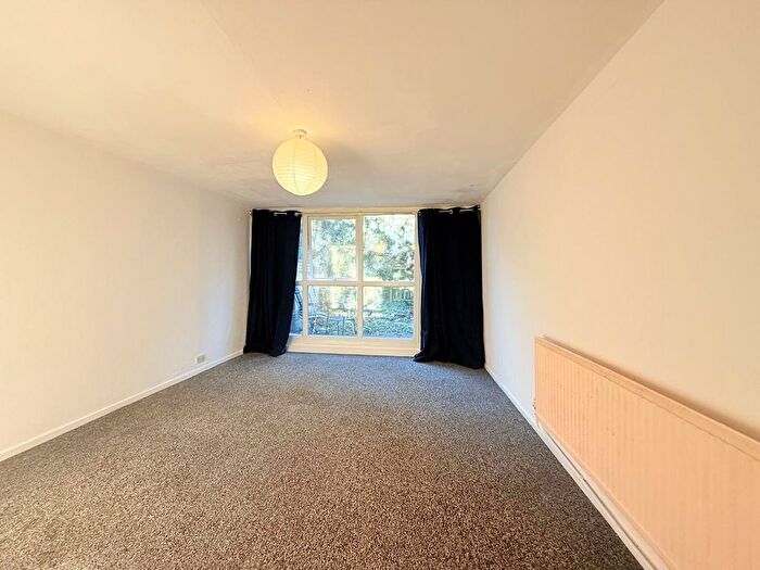 5 Bedroom Terraced House To Rent In Sanctuary Close, Harefield, Uxbridge, UB9