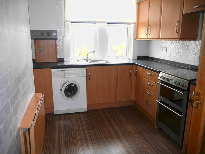 2 Bedroom Flat To Rent In Fraser Street, Dundee, DD3
