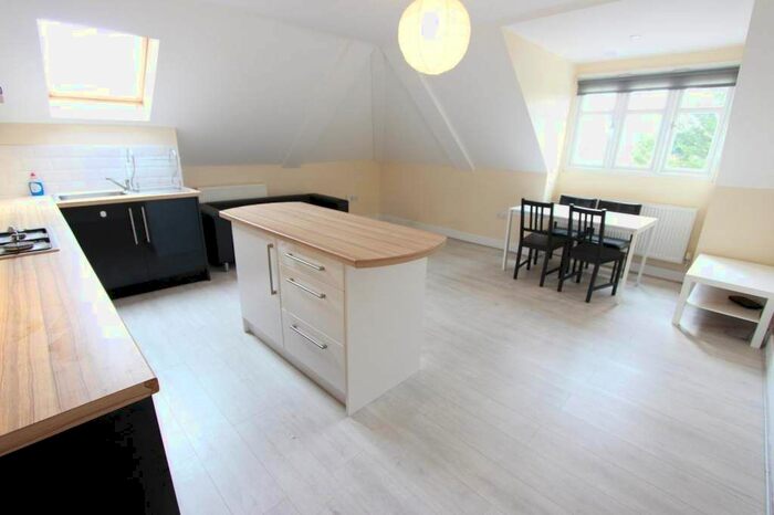 1 Bedroom Flat To Rent In Westfield Lane, Harrow, HA3