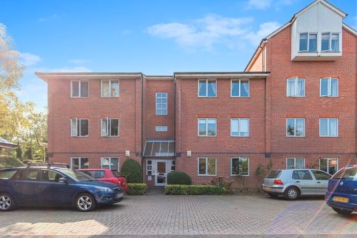 2 Bedroom Flat To Rent In Mill Street, Oxford, OX2