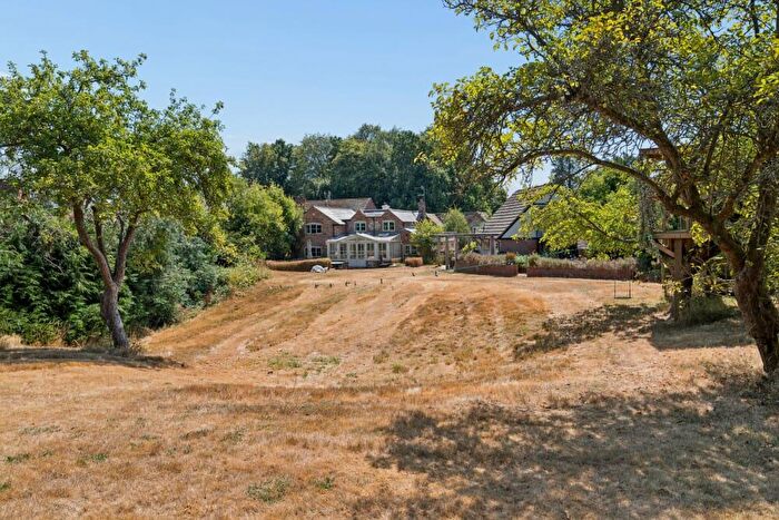 5 Bedroom Country House For Sale In Cherry Tree Lane, Lee Common, Great Missenden, HP16