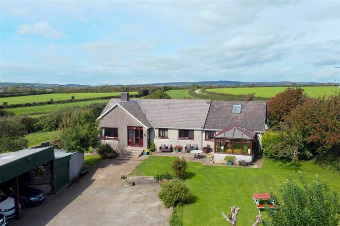 5 Bedroom Property For Sale In Highfields Farm, Pelcomb Hill, Haverfordwest, SA62