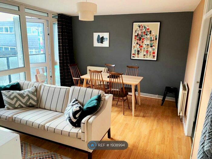 2 Bedroom Flat To Rent In Glanville Road, London, SW2
