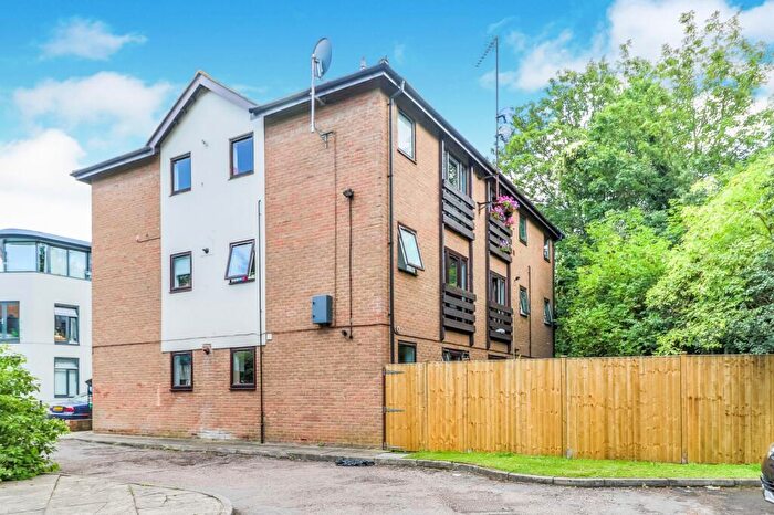 1 Bedroom House To Rent In Clifton Road, Kingston Upon Thames, KT2