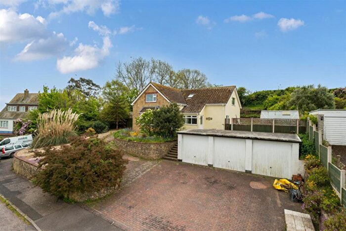 5 Bedroom Bungalow For Sale In Southdown Close, Beer, Seaton, EX12