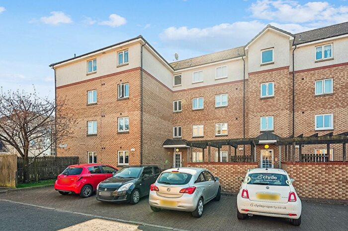 2 Bedroom Flat To Rent In Bulldale Place, Yoker, Glasgow, G14