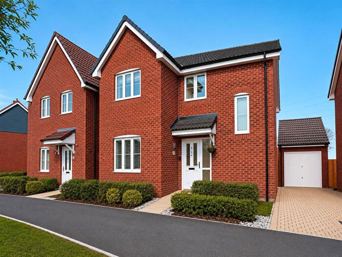3 Bedroom Detached House For Sale In Cringleford, NR4