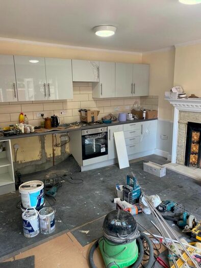2 Bedroom Flat To Rent In Parkgate Road, Wallington, SM6