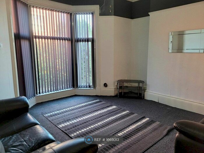 1 Bedroom Flat To Rent In Preston New Road, Blackburn, BB2