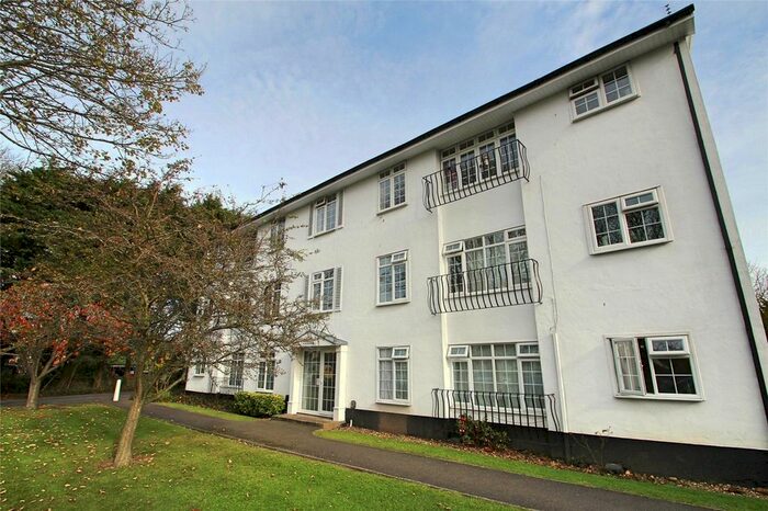 1 Bedroom Flat To Rent In St Botolphs Court, St Botolphs Road, Worthing, West Sussex, BN11