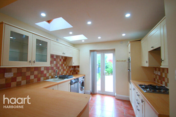 2 Bedroom Terraced House To Rent In Court Oak Road, Harborne, B17