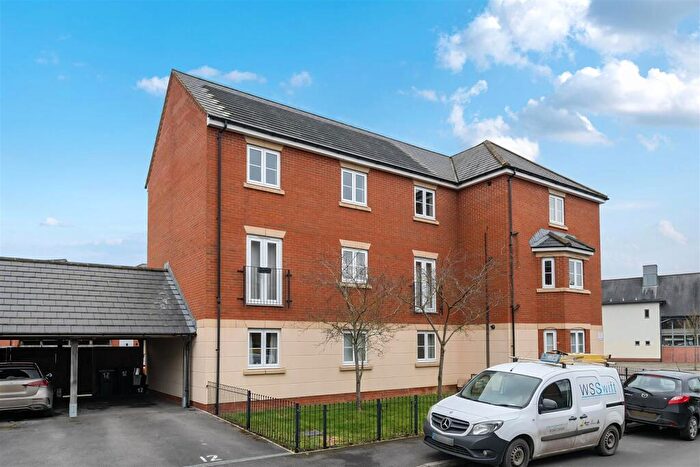 2 Bedroom Flat To Rent In Palmer Road, Devizes, SN10