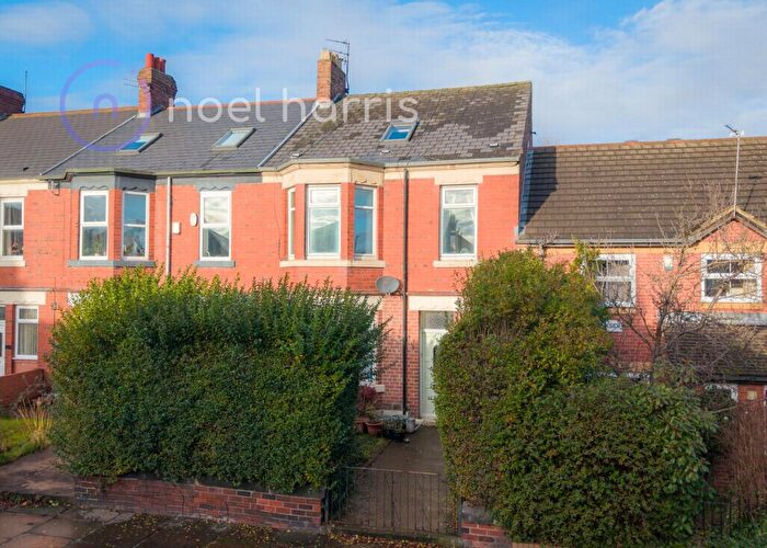 2 Bedroom Flat For Sale In Rothbury Terrace, Heaton, NE6