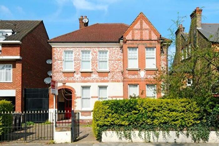 2 Bedroom Flat To Rent In Woolstone Road, Forest Hill, SE23