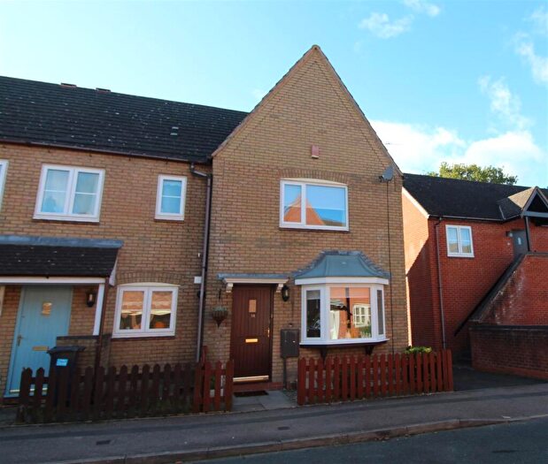 3 Bedroom House To Rent In Calcutt Way, Dickens Heath, Shirley, Solihull, B90