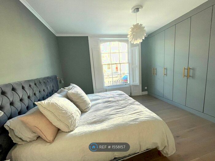 2 Bedroom Maisonette To Rent In Linton Street, London, N1