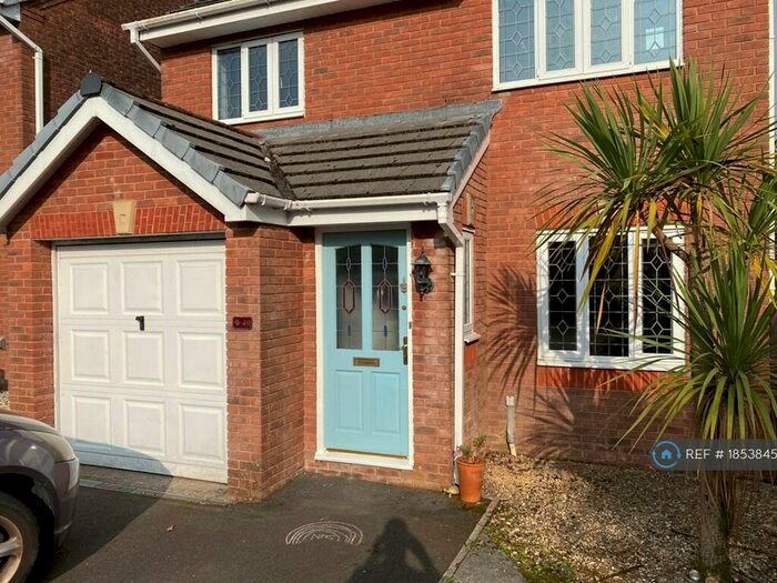 3 Bedroom Detached House To Rent In Rowan Tree Close, Neath, SA10