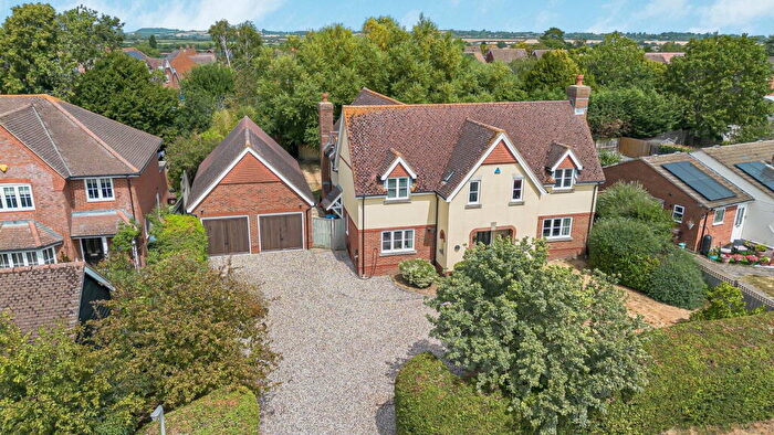 5 Bedroom Detached House For Sale In Shabbington, Buckinghamshire, HP18