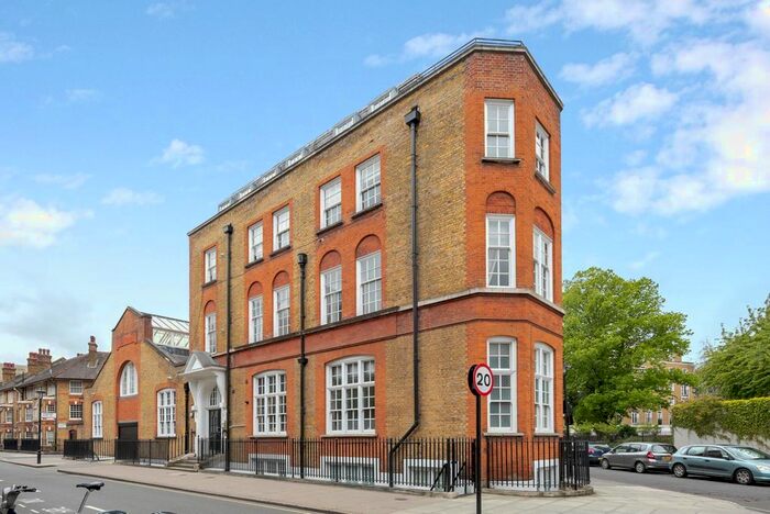 2 Bedroom Flat To Rent In Regency Street, London, SW1P