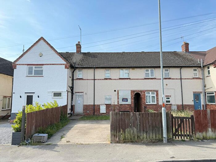 3 Bedroom Terraced House For Sale In Pioneer Avenue, Burton Latimer, Kettering, Northamptonshire, NN15