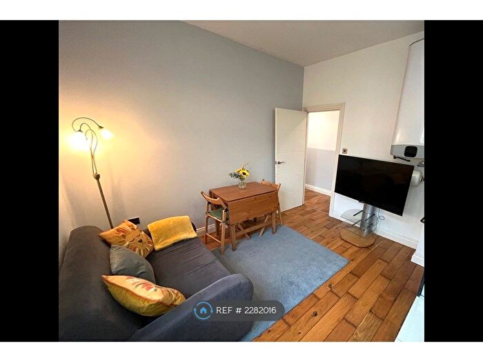 Studio To Rent In Mill House, Southall, UB2