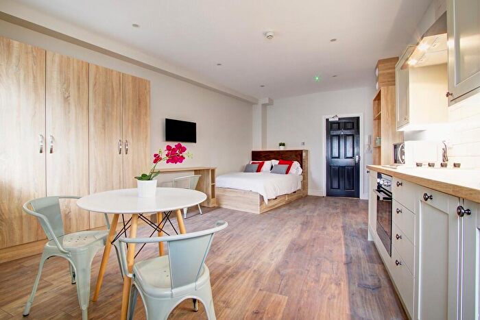 Studio To Rent In Peel Street, Nottingham, NG1