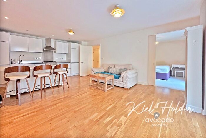 1 Bedroom Flat To Rent In The Halcyon Building, Chatham Place, Reading, RG1