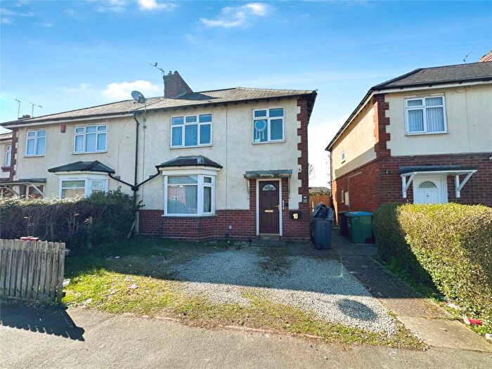 3 Bedroom Semi-Detached House To Rent In Pool Lane, Oldbury, West Midlands, B69