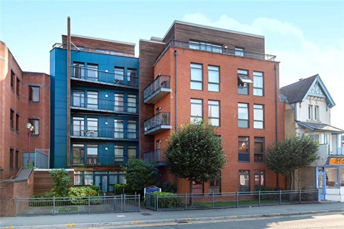 2 Bedroom Flat To Rent In Indigo Apartments, Reading, Berkshire, RG1