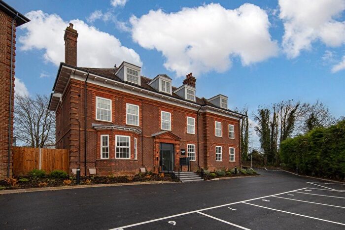 2 Bedroom Flat To Rent In Prudence Place, Luton, Bedfordshire, LU2