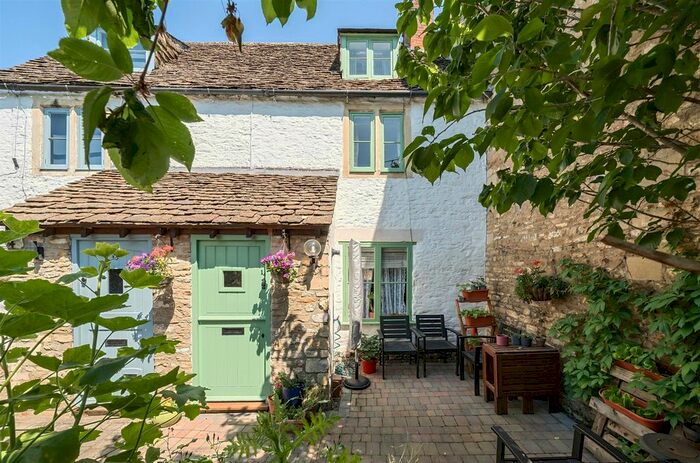 2 Bedroom Semi-Detached House To Rent In The Butts, Chippenham, SN15