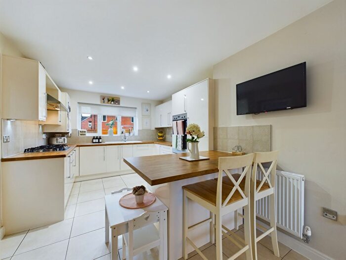 4 Bedroom Detached House For Sale In Pasture Close, Blackpool, Lancashire, FY4