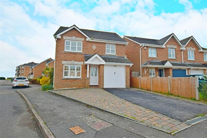 3 Bedroom Detached House To Rent In Alfred Close, Bognor Regis, PO22