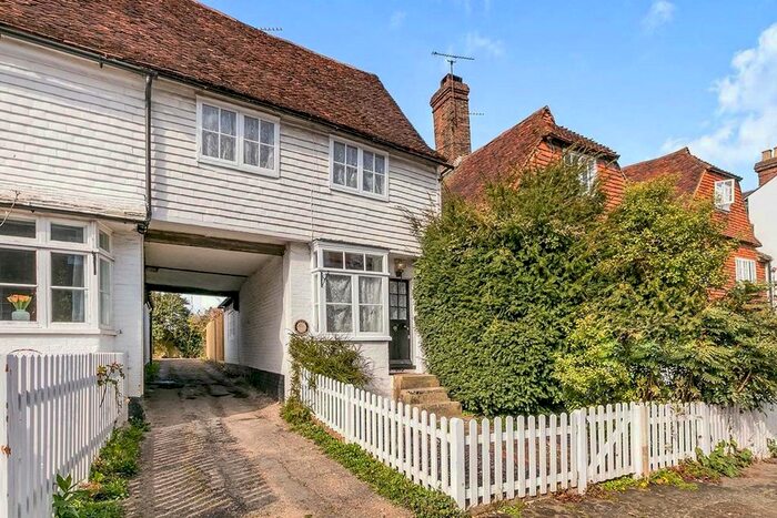 3 Bedroom Terraced House To Rent In High Street, Cranbrook, Kent, TN17