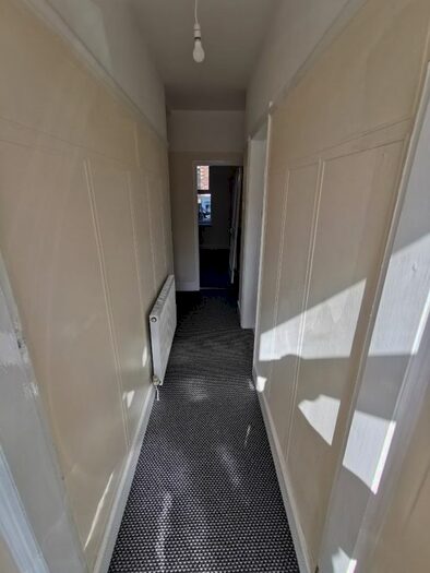 2 Bedroom Flat To Rent In Saltwell Place, Bensham, Gateshead, NE8