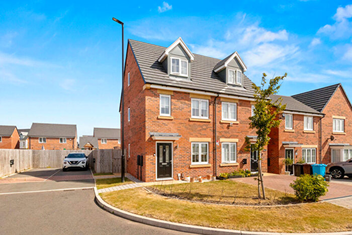 3 Bedroom Semi-Detached House For Sale In Daffodil Road, Liverpool, L26