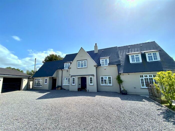 4 Bedroom Detached House For Sale In Llanarth, Raglan, NP15