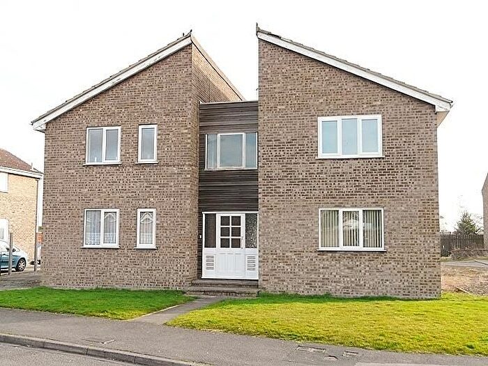 Studio To Rent In Sycamore Road, Barlby, Selby, YO8